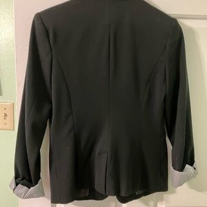 Women’s suit jacket